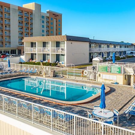 Fantasy Island Resort, Daytona Beach Shores Екстериор снимка