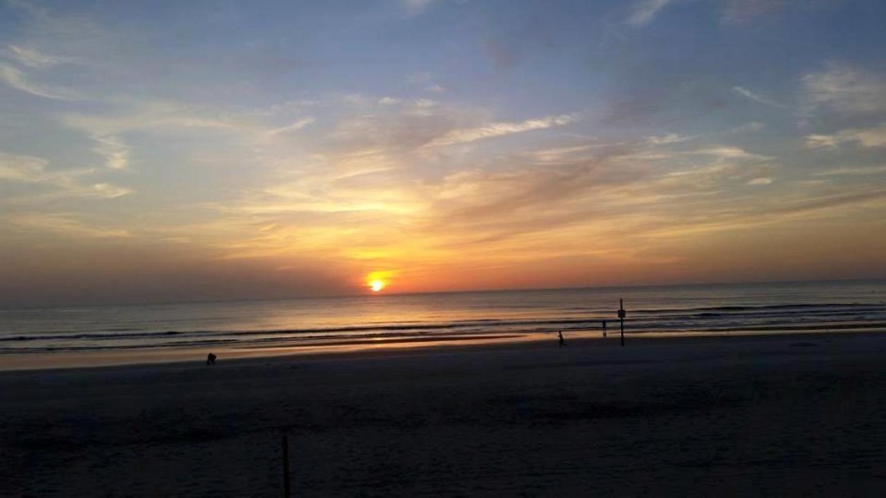 Fantasy Island Resort, Daytona Beach Shores Екстериор снимка
